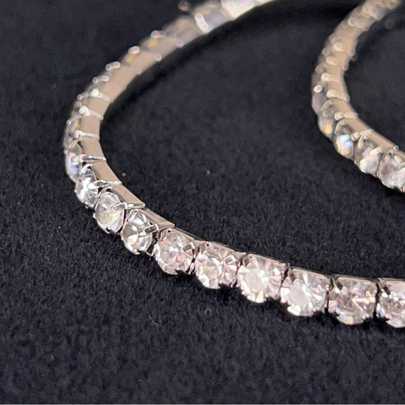 Silver Rhinestone Stretch Set Of 2 Bracelets Classic Formal Wedding Event - Picture 3 of 6